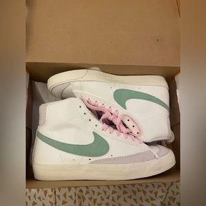Nike Blazers Mid ‘77